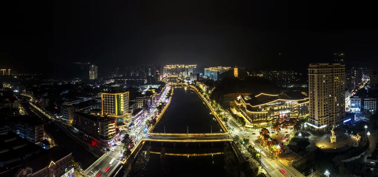 跨山海共亮灯 中意友城隔空同庆2026马年新春