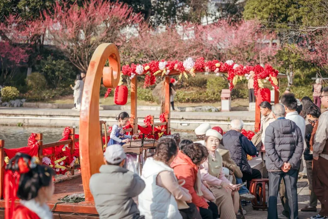 赶大集、看好戏、招财神！就在家门口