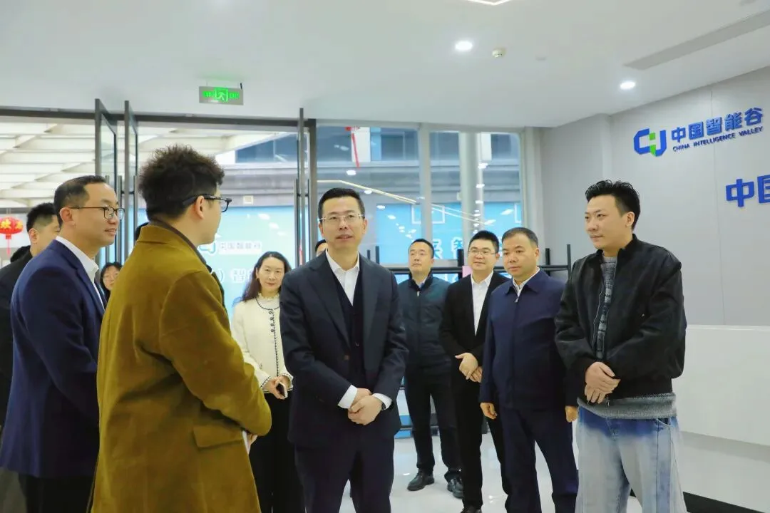 鹿城区四套班子主要领导开展“新春走基层 共促开门红”活动