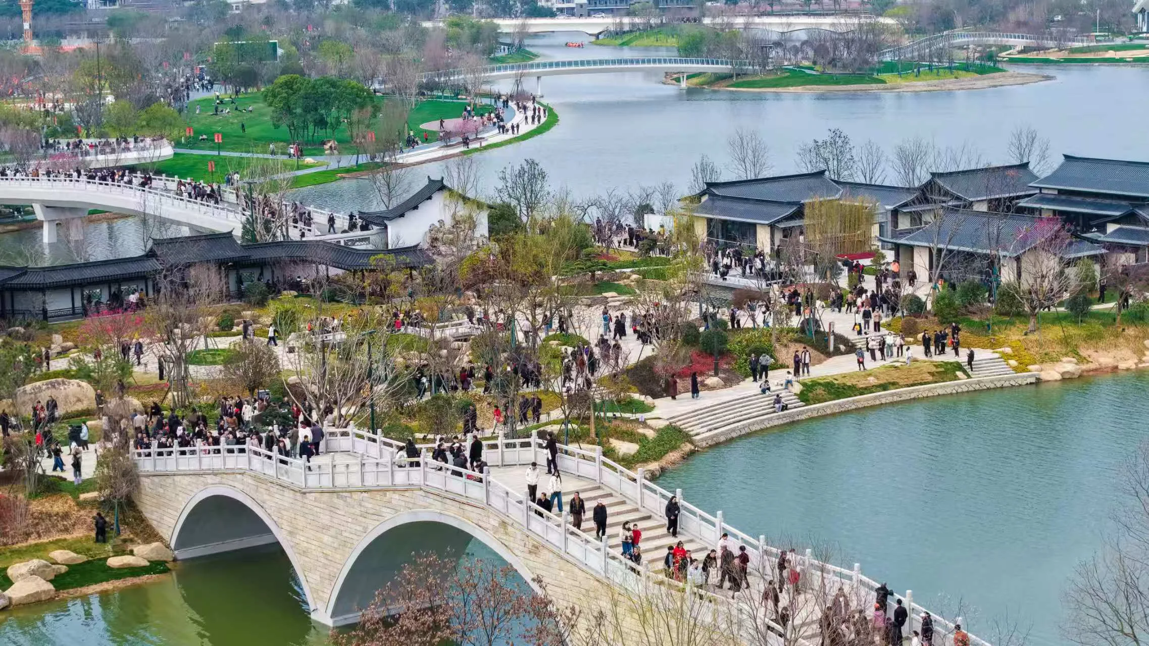 温州园博园试运行引春节游园热 日均游客量超8万人次