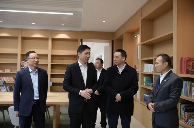 龙港市领导带队开展“新春走基层 共促开门红”活动