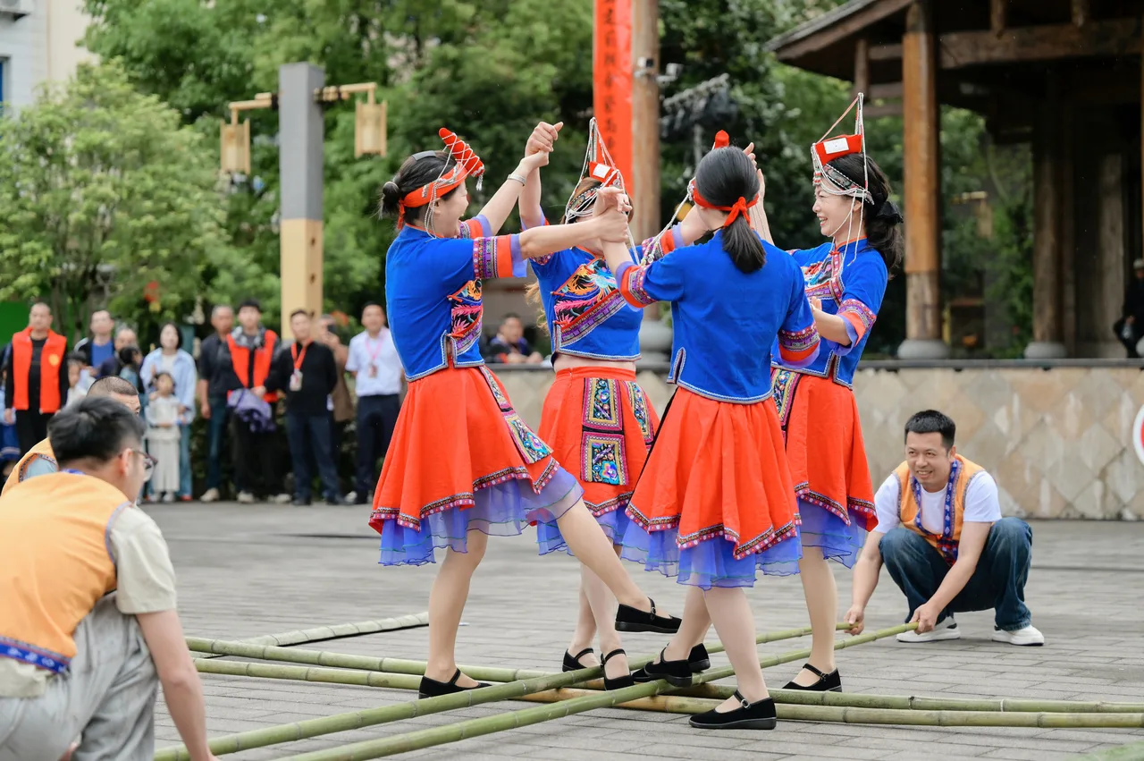 “礼堂有赛”激活乡村动能 这里的村运会赛出精气神