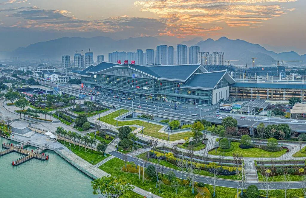 春假加“五一”连休8天 温州增开列车保出行