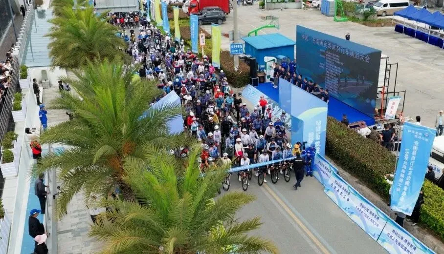 超燃！昨天，数千人来苍南追风！