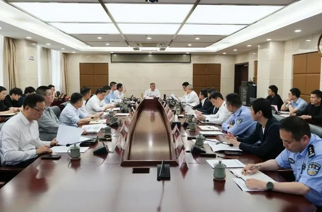 瓯海区委书记刘云峰研究节假日园博园周边交通及安全保障工作