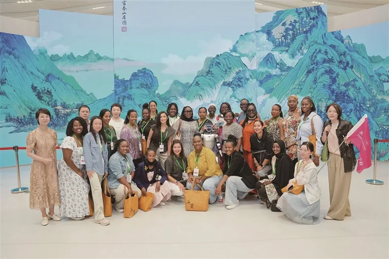这就是我在中国想找到的！50名来自发展中国家的女官员、女企业家在温考察学习