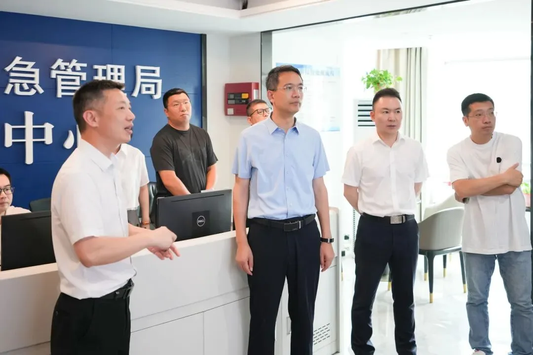 瑞安市委书记李剑锋检查端午假期值班值守和防汛防台工作：强调树牢“群众过节、干部过关”意识 以干部实干担当守护群众安康幸福