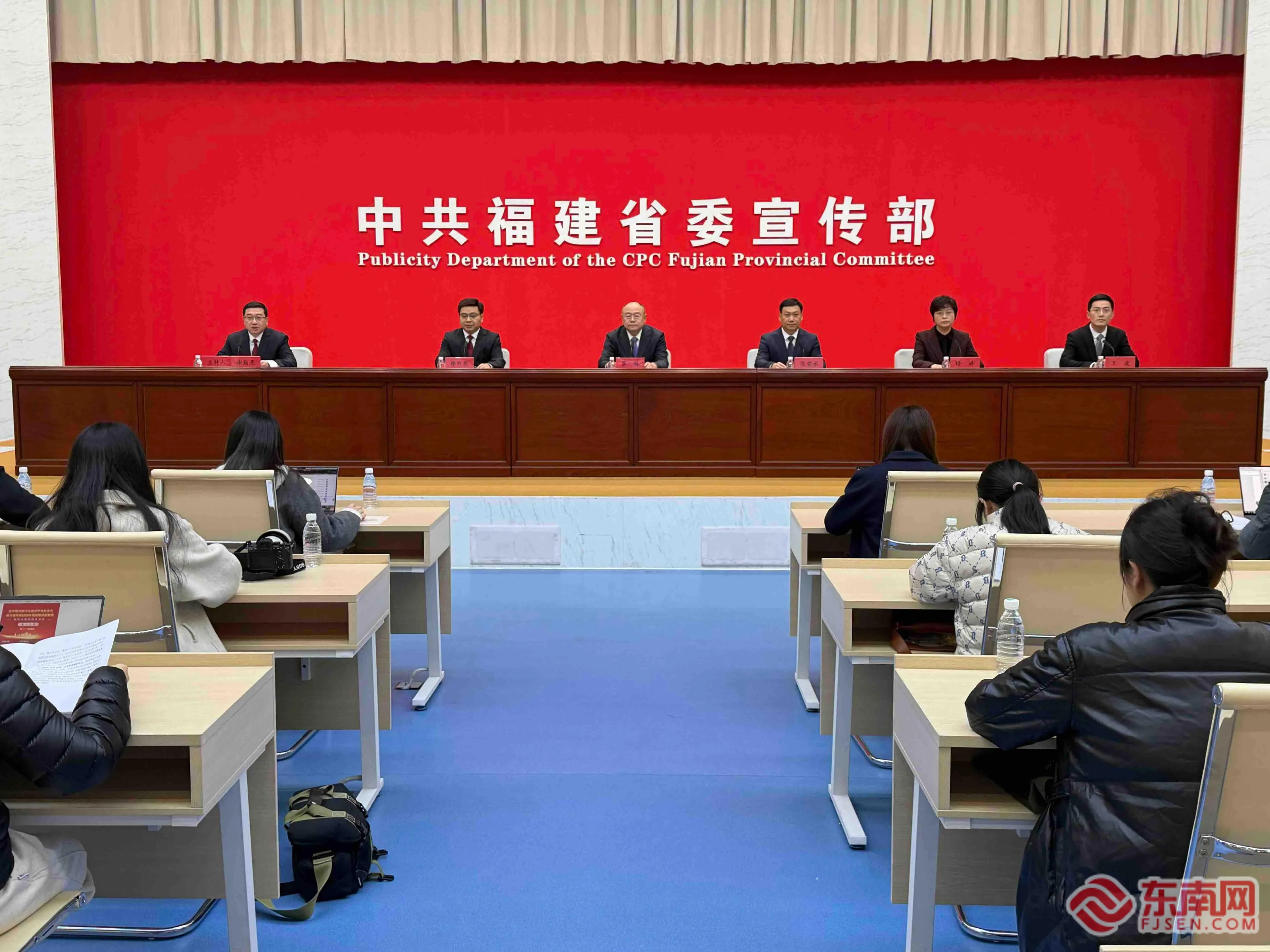 GDP跻身全国百强 龙岩以新质生产力绘就“五彩”振兴答卷