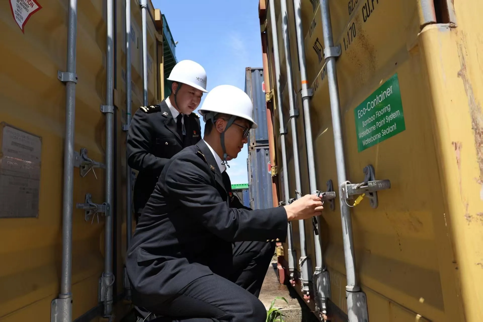 福州首票海铁联运监管新模式业务顺利落地