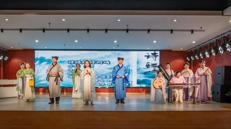 “书声润心 逐光而行” 2026全民阅读活动周暨世界读书日诵读会举行