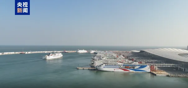 2026年春运首日琼州海峡过海旅客近10万人次 同比增长50.7%