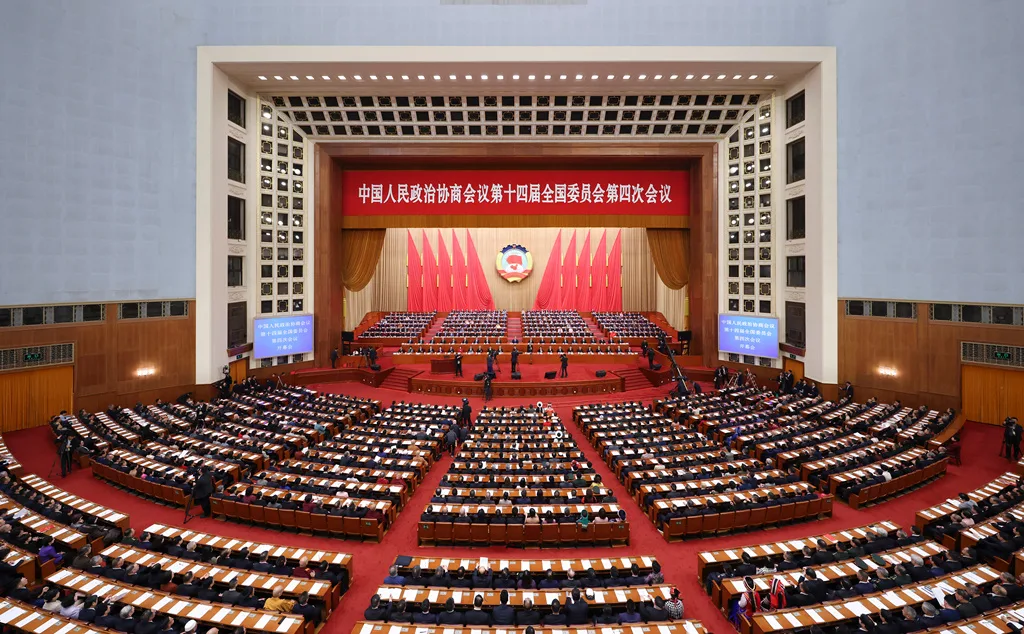 坚持互利共赢理念，拥有超大规模市场，两会向世界展现中国机遇