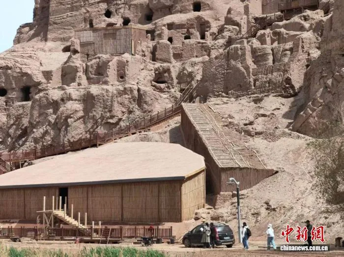 千年文书映古今：从吐峪沟石窟文书读懂新疆多元文化