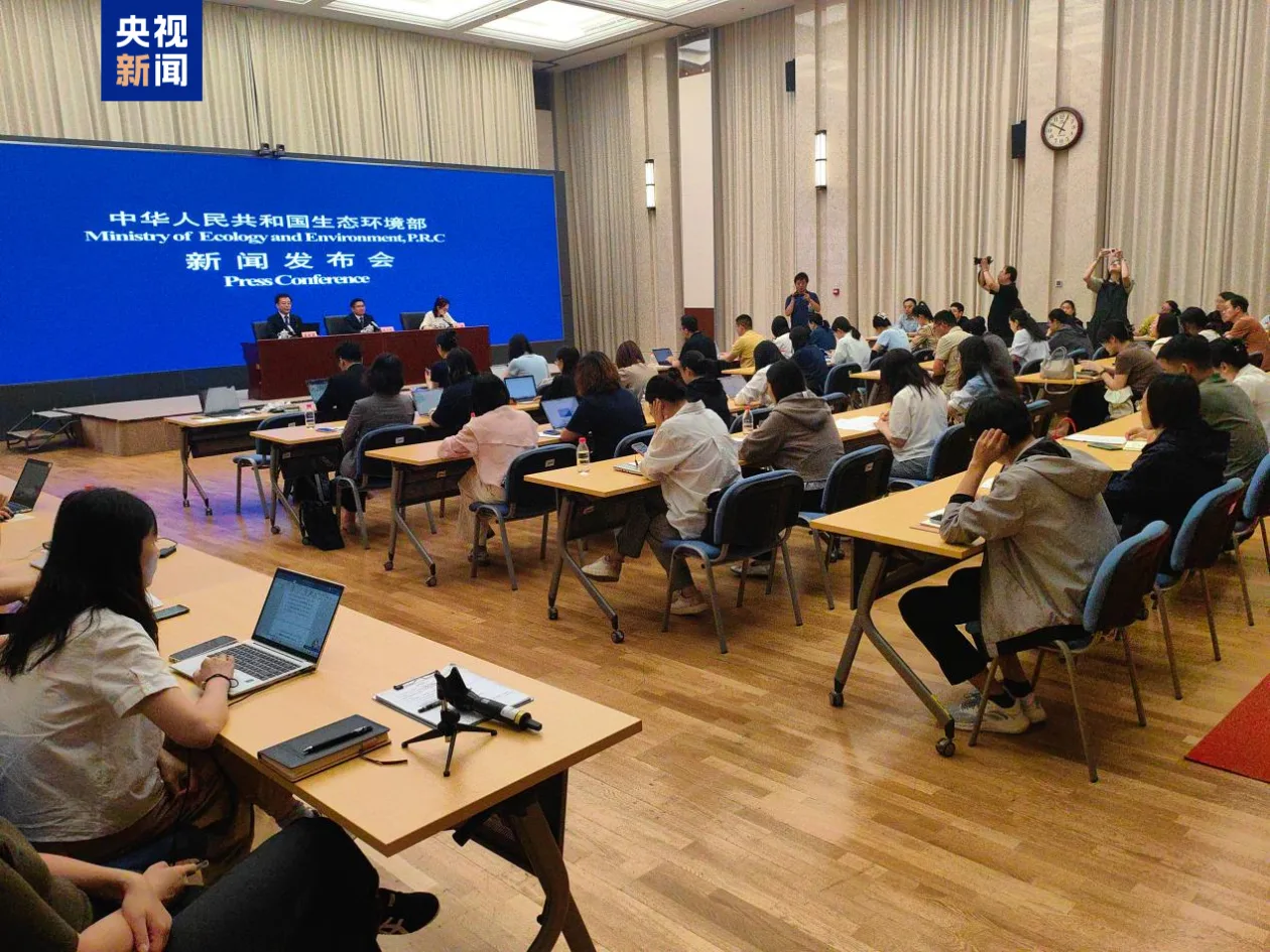 生态环境部：年底前建立县城黑臭水体清单 发现一处治理一处