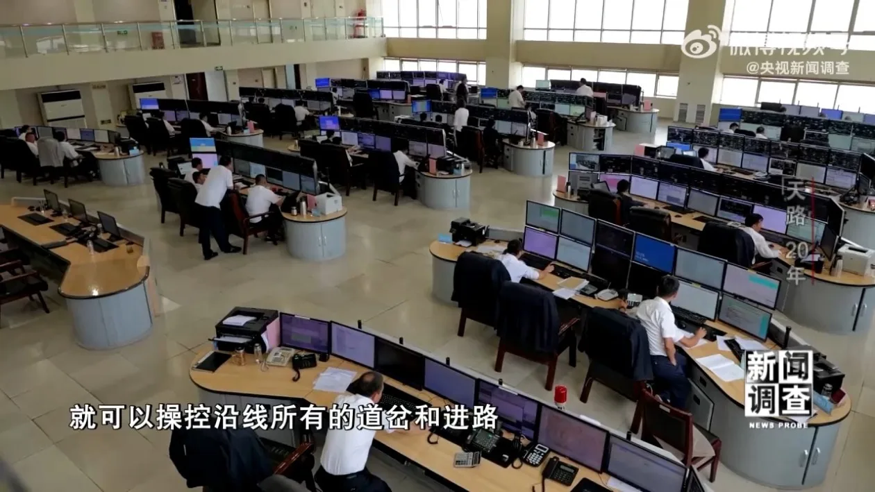 卫星定位+远程控制 揭秘高原铁路背后的“科技大脑”