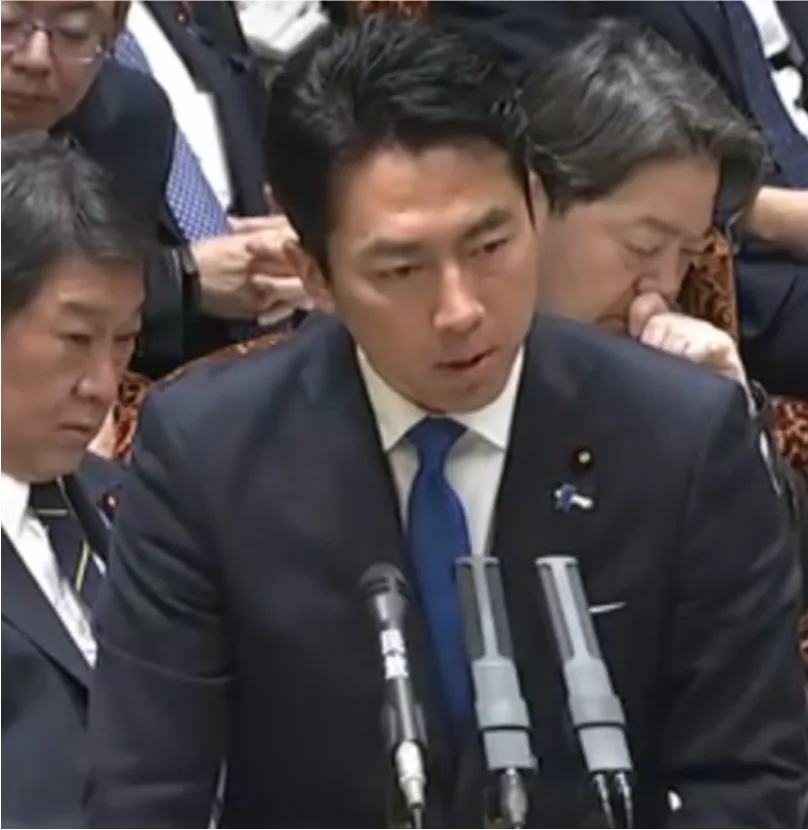 日本：目前没有计划向霍尔木兹海峡派遣舰艇