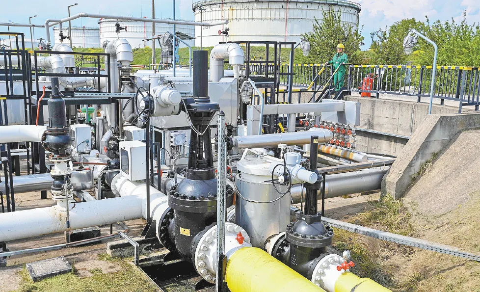 管道纷争暂告段落，“苦涩余味”依然存在，俄石油中断数月后恢复输欧