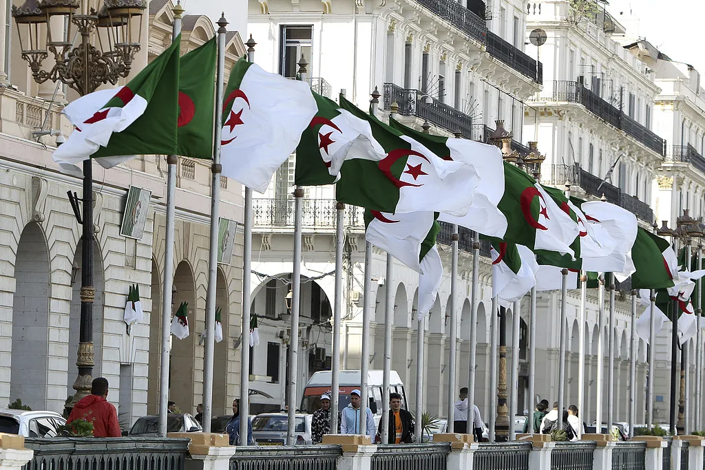 【环时深度】阿尔及利亚，加速转型的能源与枢纽国家