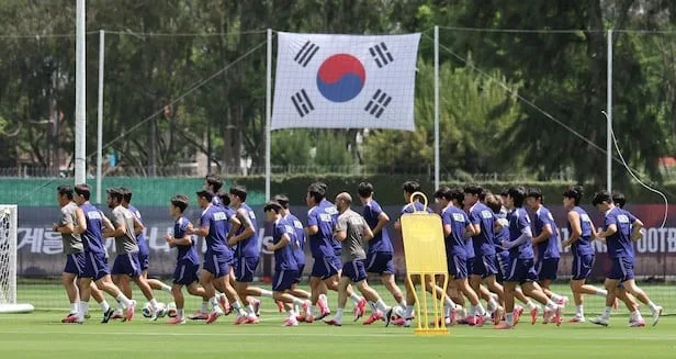 “窥探训练情况”？韩媒：韩国队世界杯训练营上空现不明无人机，墨军方紧急处置