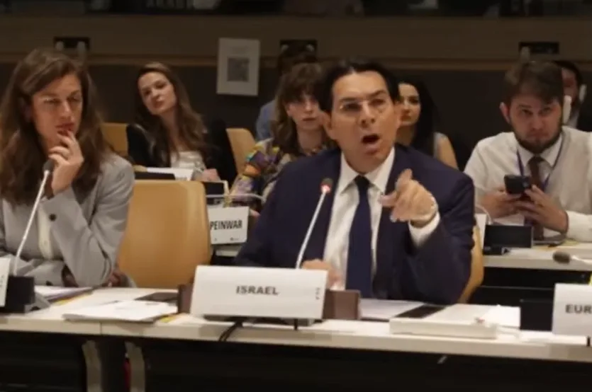 “外交礼节荡然无存”！联合国会议上，以色列代表和联合国官员爆发激烈争吵