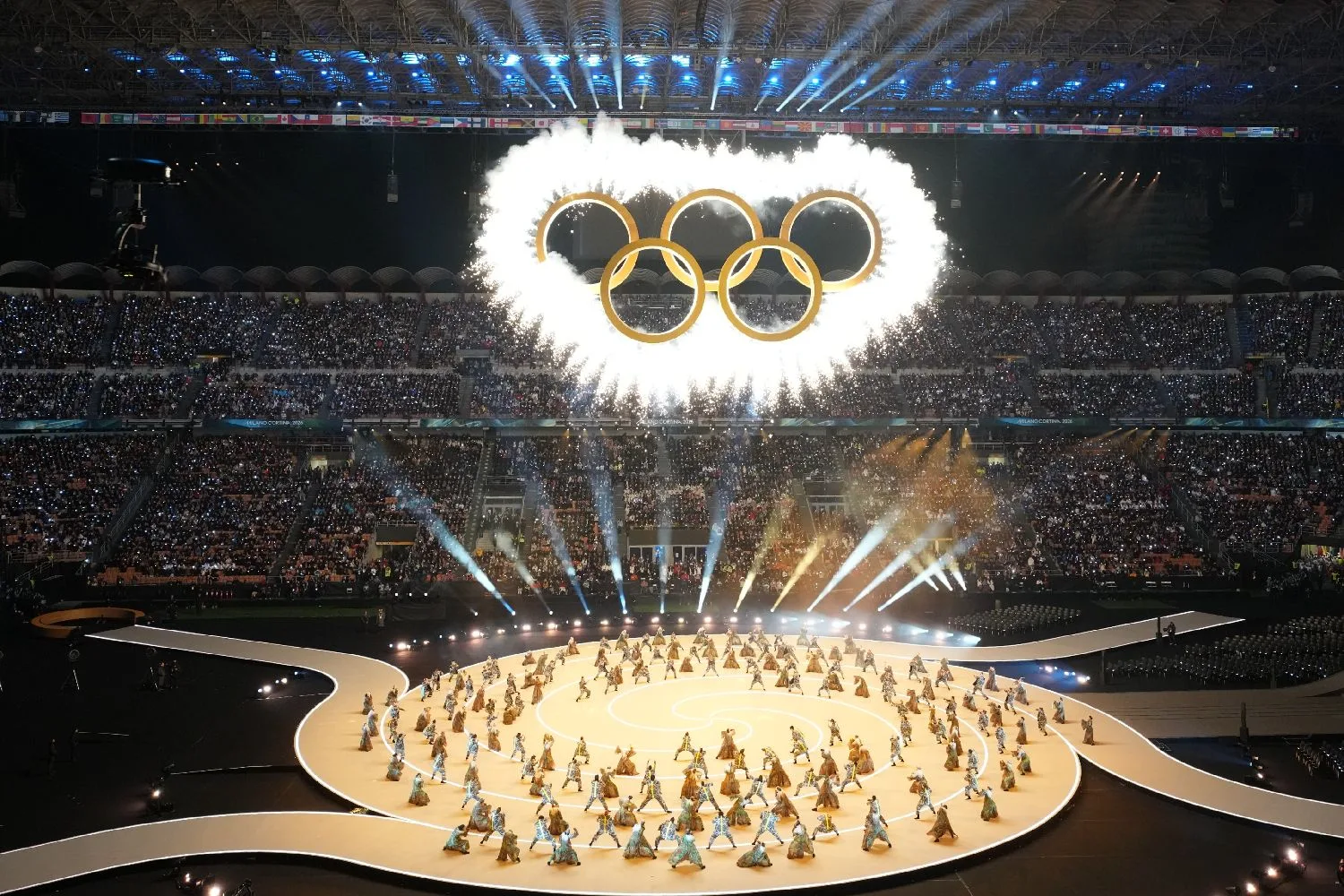 第二十五届冬奥会开幕 意大利奏响和谐之音