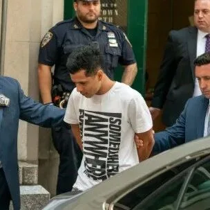 心碎！纽约移民16年没回过老家，做厨师省钱寄给父母，遭随机捅死