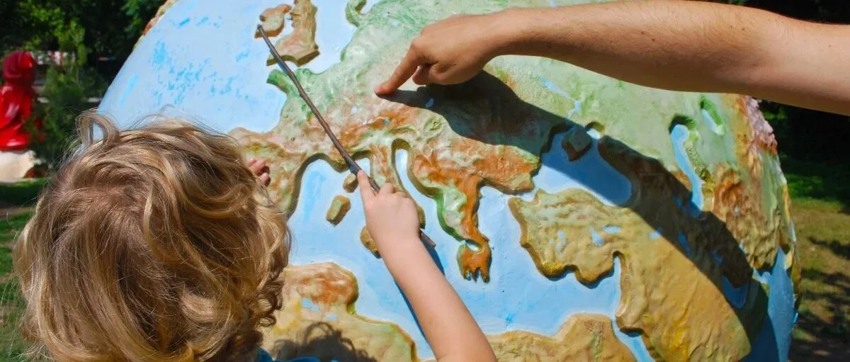 巴黎新市长砸两千万欧整治课外托管！报税季来袭！每天吃上新鲜法棍的梦碎了，热浪也来添乱过节~