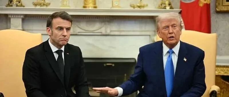 特朗普大变脸：前脚嘲讽完小马哥，后脚就对法国第一夫人献殷勤？